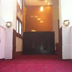 Tiba Midtown Hostel